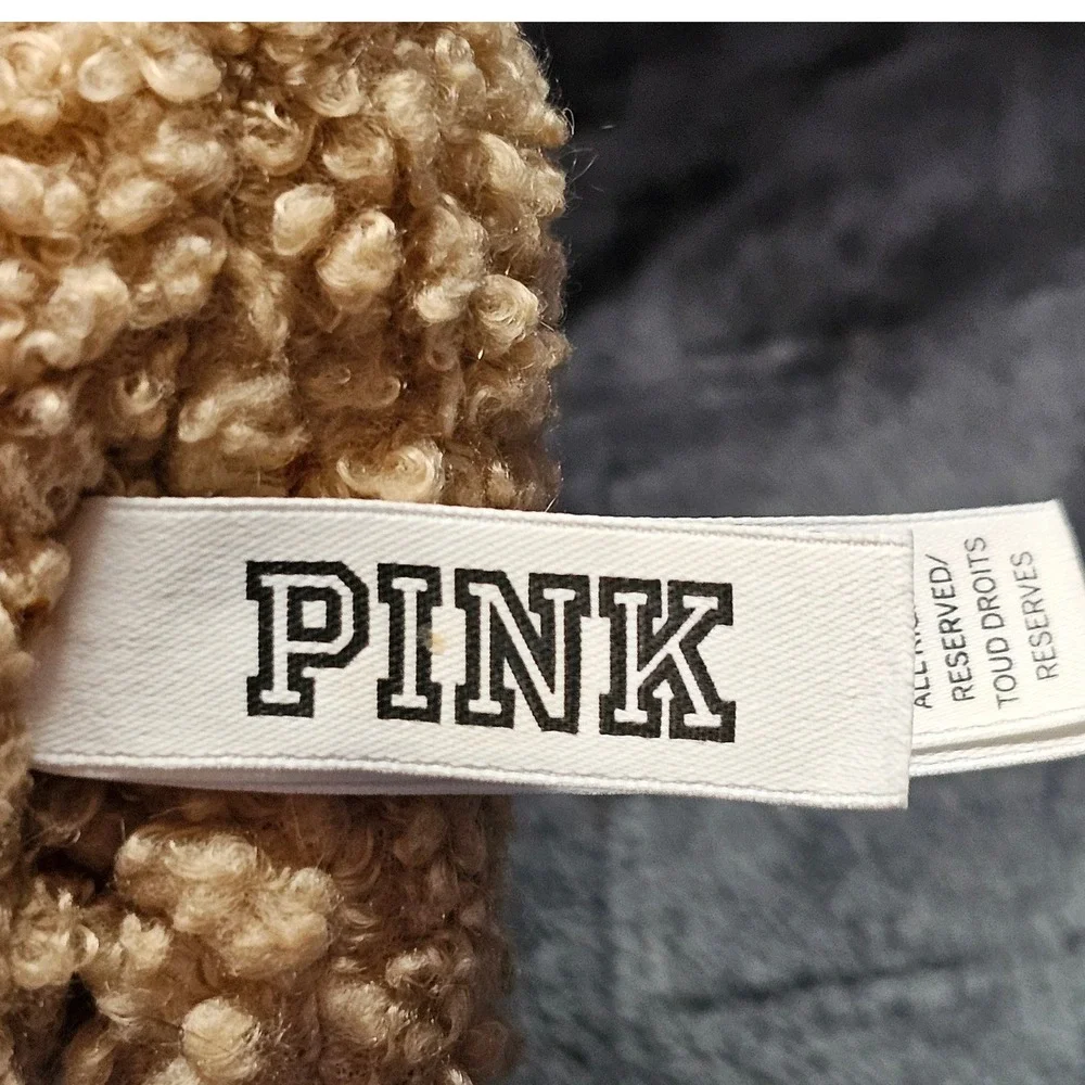 PINK‎ Victoria's Secret 2024 Holiday Mini Dog with Scarf